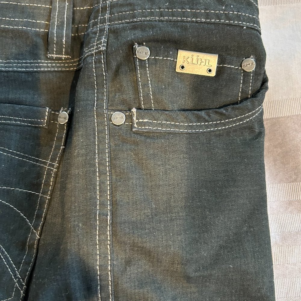 Kuhl women's pants size 4 30" inseam vintage pantina dye black
